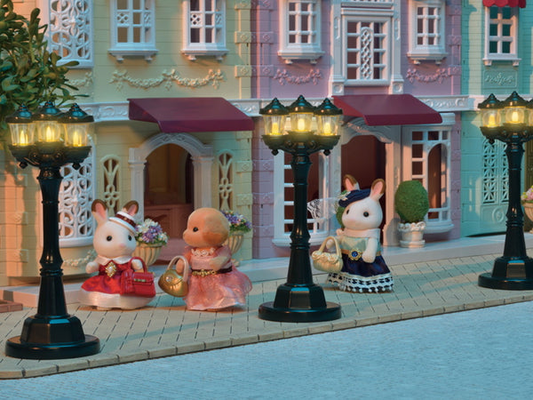 Calico Critters Town Light Up Street Lamp